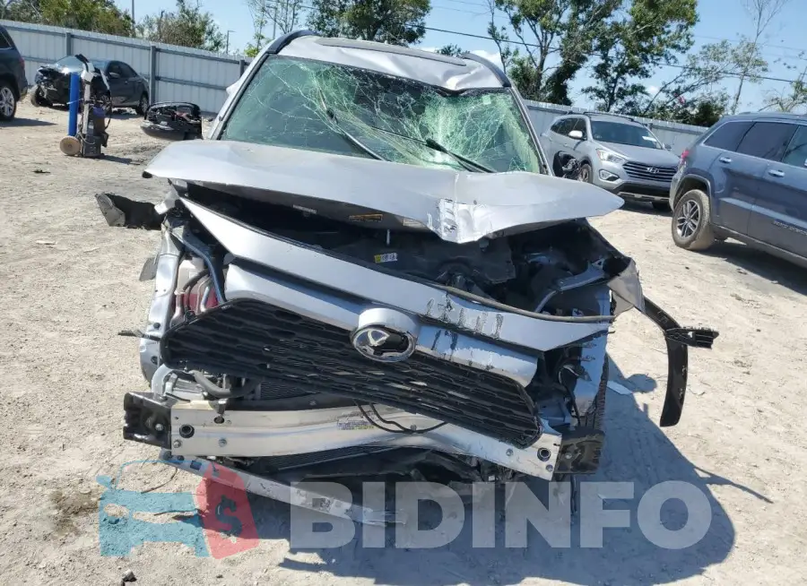 JTMB6RFV8MD039447 Photo# 5