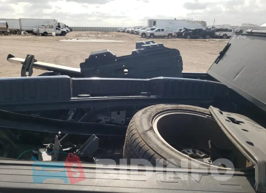 3GTU2VEC1FG450918 Photo# 12