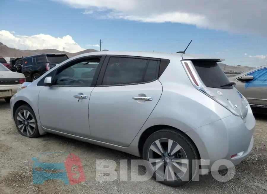 1N4AZ0CP4FC335035 Photo# 2