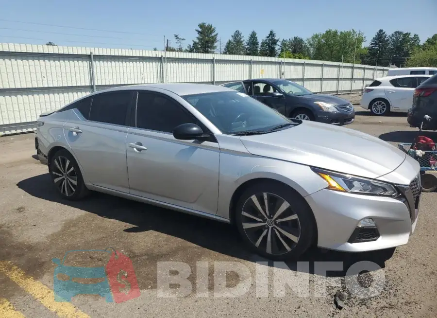 1N4BL4CV3KC169225 Photo# 4