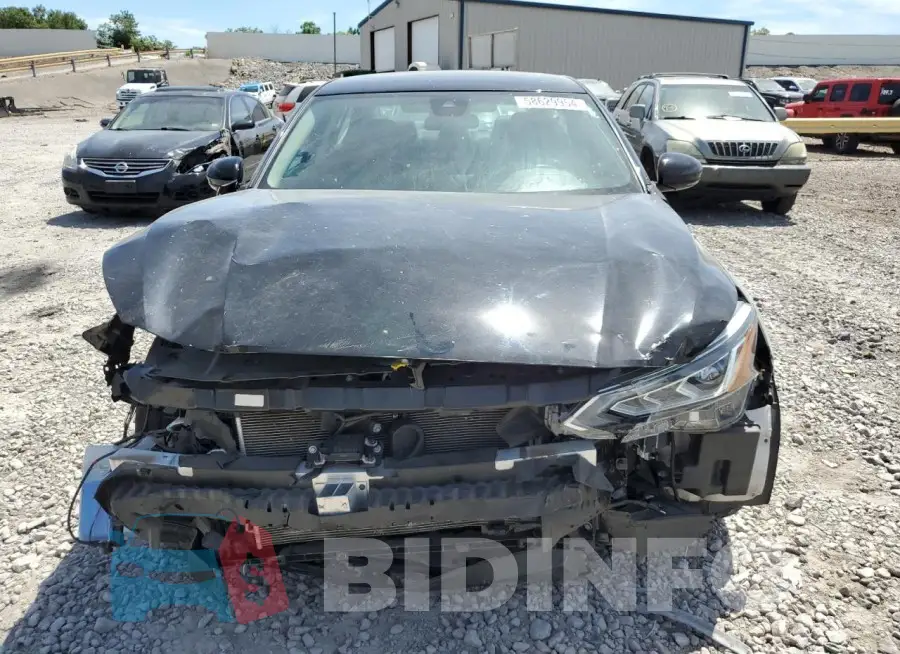 1N4BL4CV3MN381422 Photo# 5