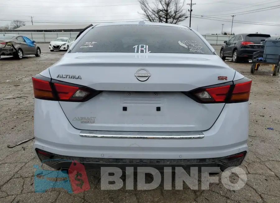 1N4BL4CV4PN335022 Photo# 6
