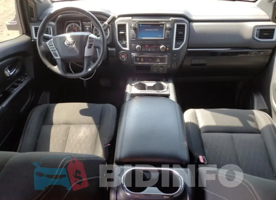 1N6AA1E67JN550866 Photo# 8
