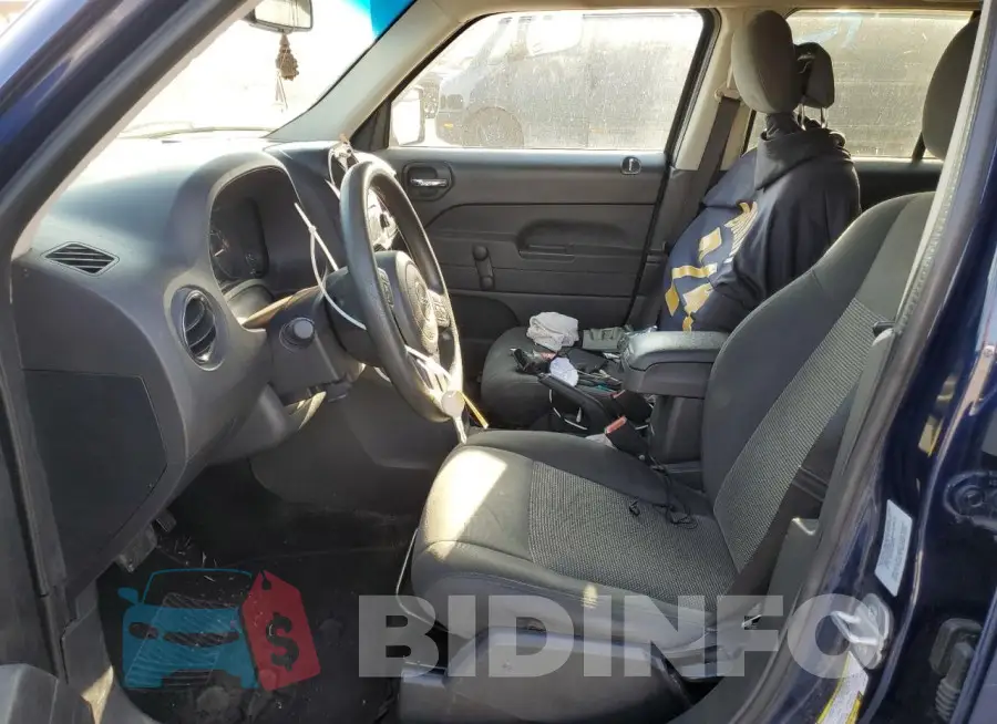 1C4NJPBA8GD576312 Photo# 7