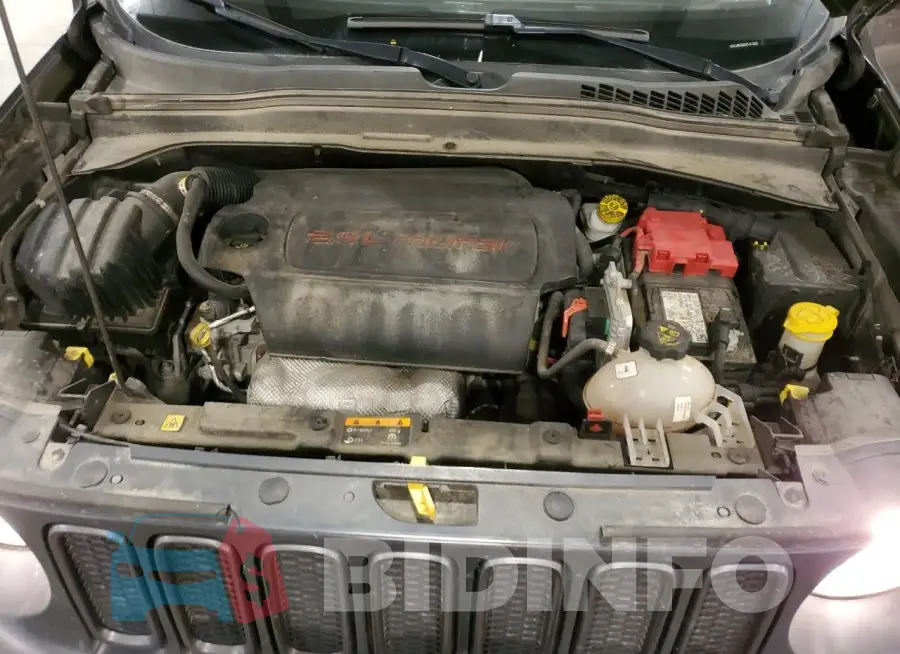 ZACCJBCB8JPJ17255 Photo# 12