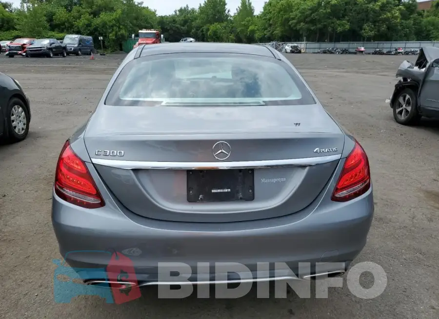 55SWF4KB8GU141469 Photo# 6