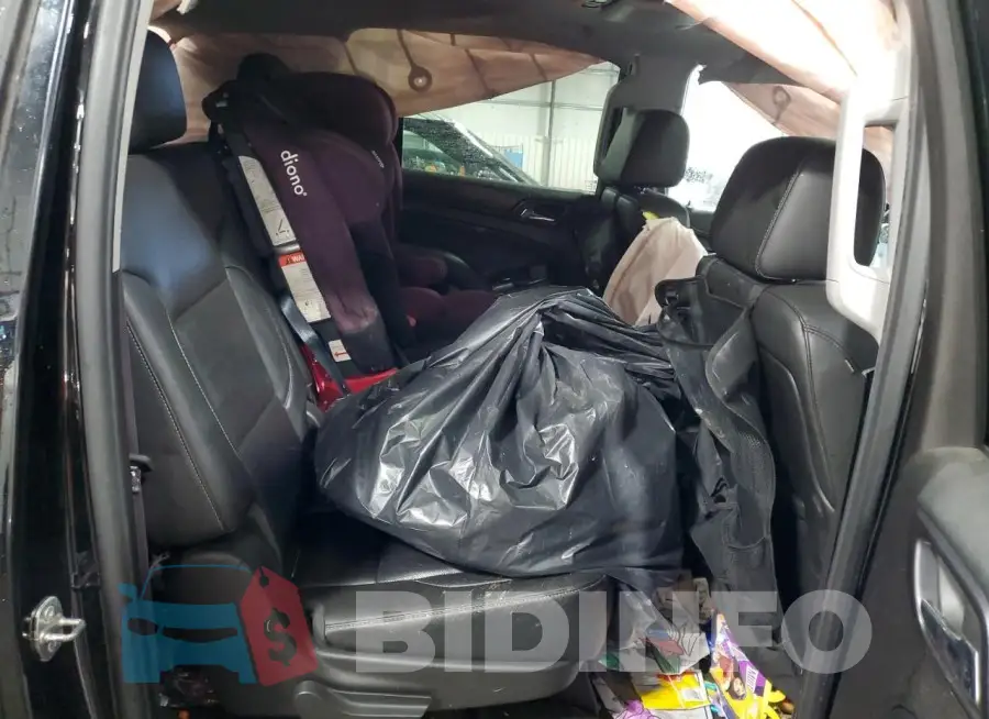 1GNSKJKC8GR161323 Photo# 11