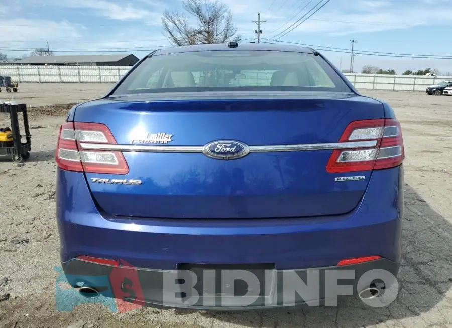 1FAHP2D89FG155274 Photo# 6