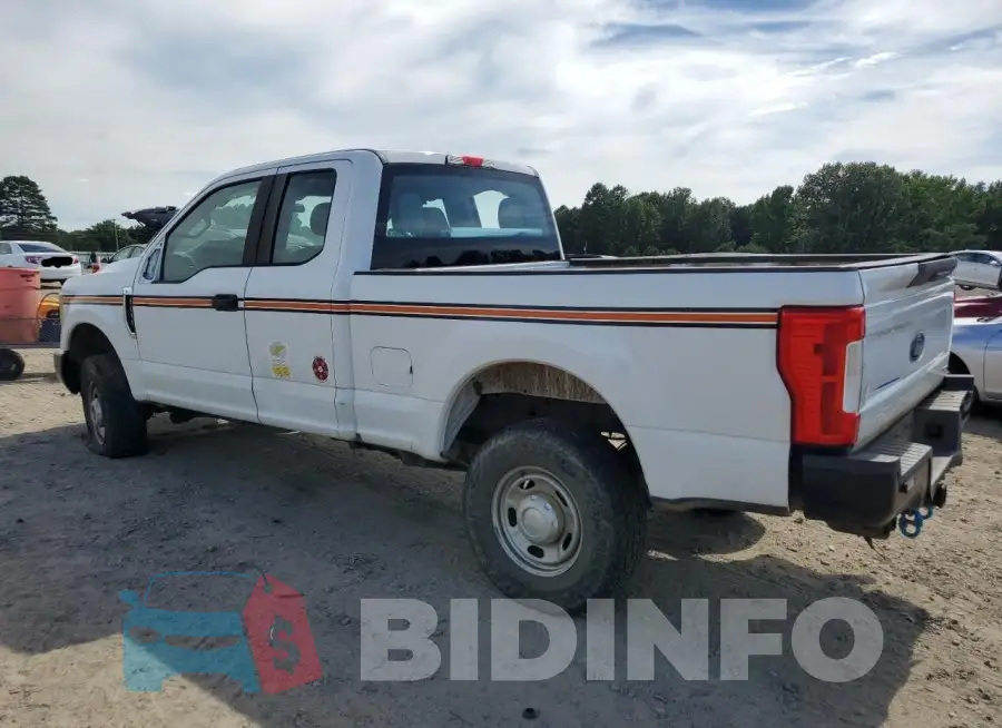 1FT7X2B65HEB86947 Photo# 2