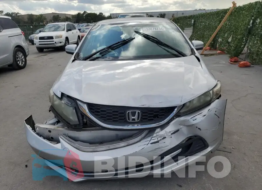 19XFB2F50FE088454 Photo# 5