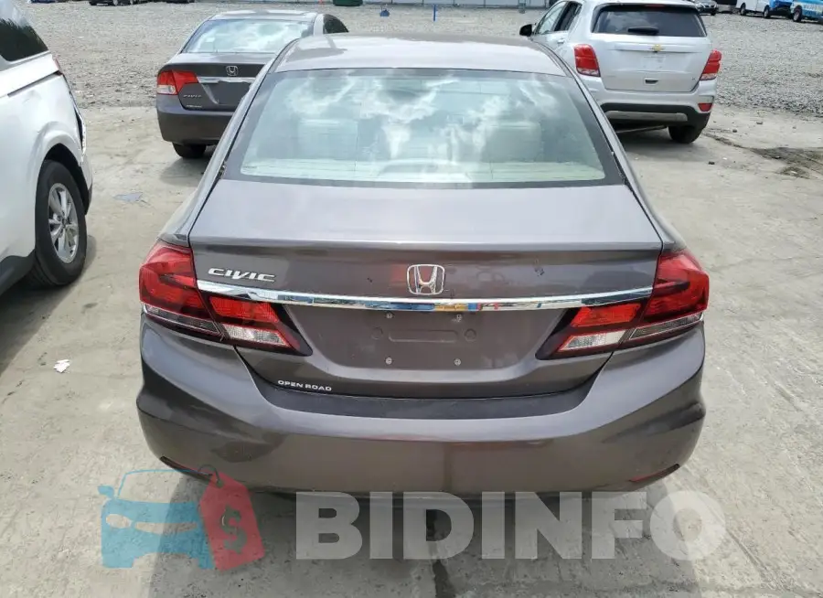 19XFB2F88FE225327 Photo# 6
