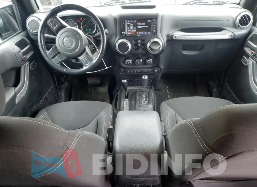 1C4BJWFG0JL825467 Photo# 8