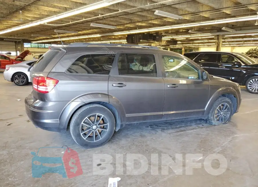 3C4PDCAB2HT633957 Photo# 3