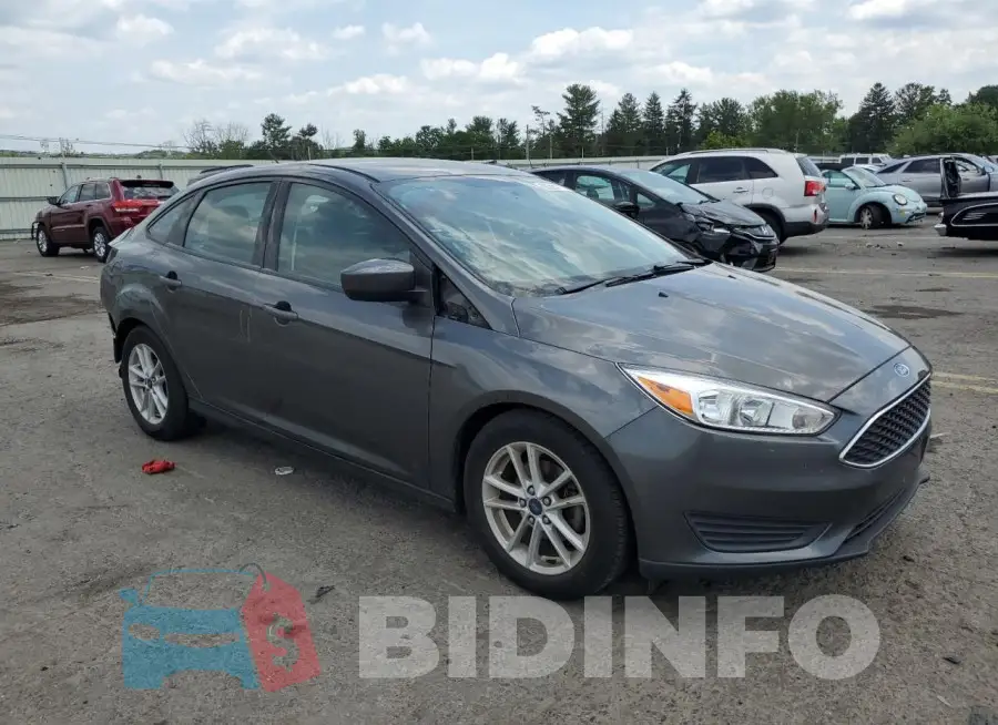 1FADP3F20JL245300 Photo# 4
