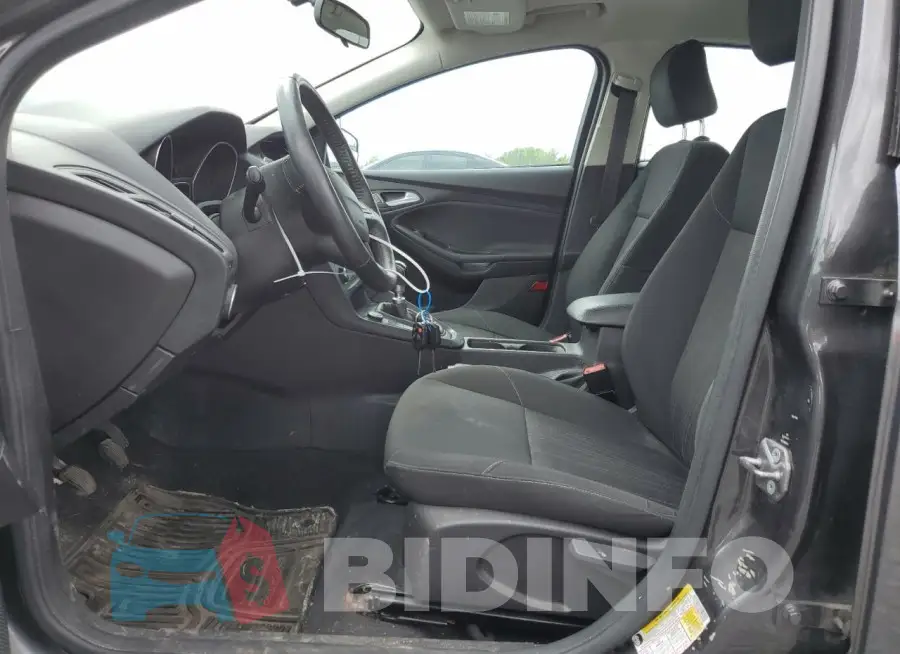 1FADP3FE8FL290258 Photo# 7