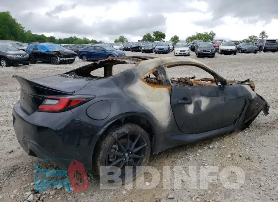 JF1ZNBF16N8755561 Photo# 3