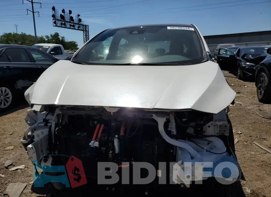 1N4CZ1CV8PC550092 Photo# 5