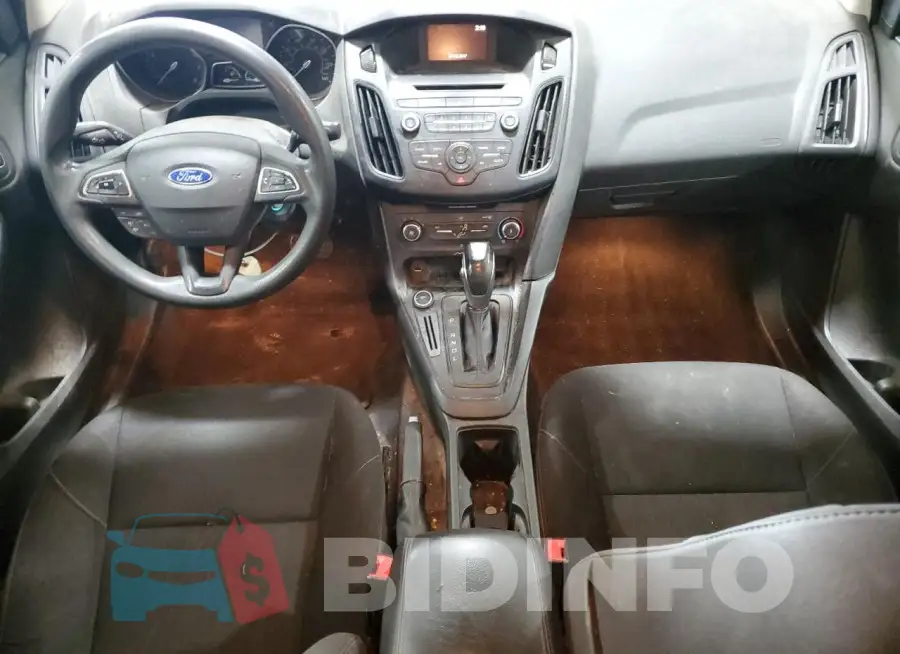 1FADP3F28GL240614 Photo# 8