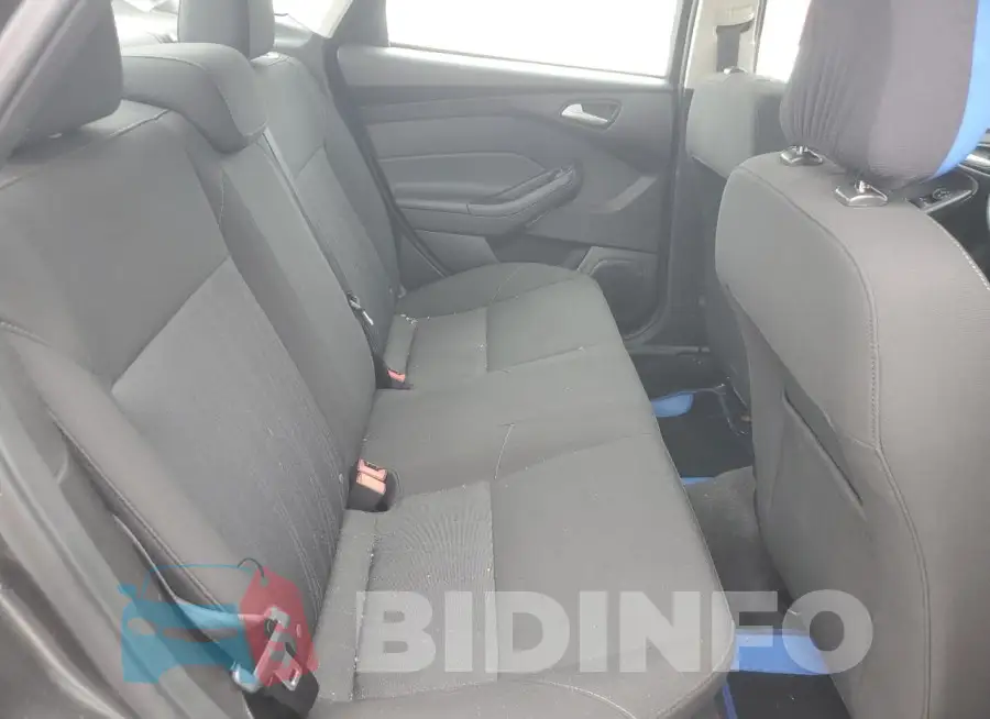 1FADP3F2XJL276540 Photo# 10