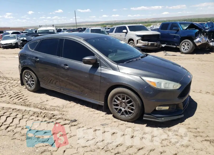1FADP3L99GL391561 Photo# 4