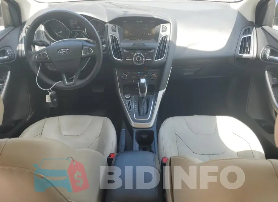 1FADP3N25FL360547 Photo# 8