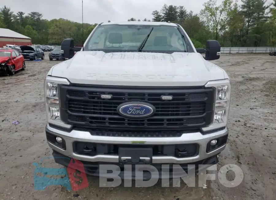1FTBF2BA0PED66157 Photo# 5