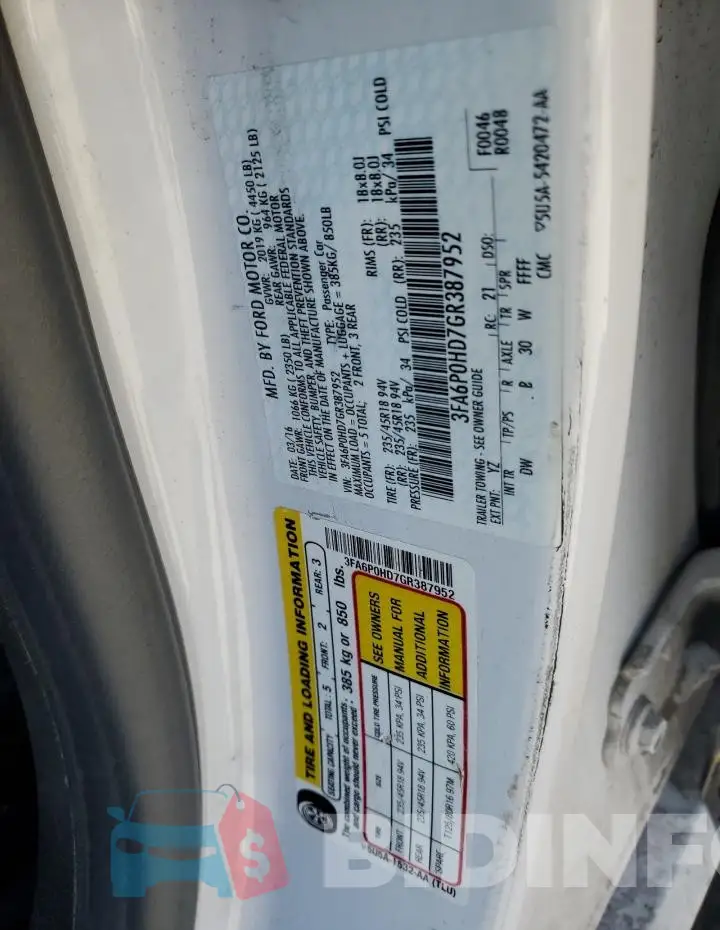 3FA6P0HD7GR387952 Photo# 12