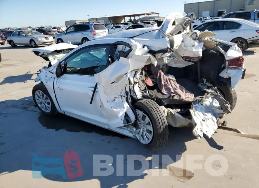 3KPC24A60NE184971 Photo# 2