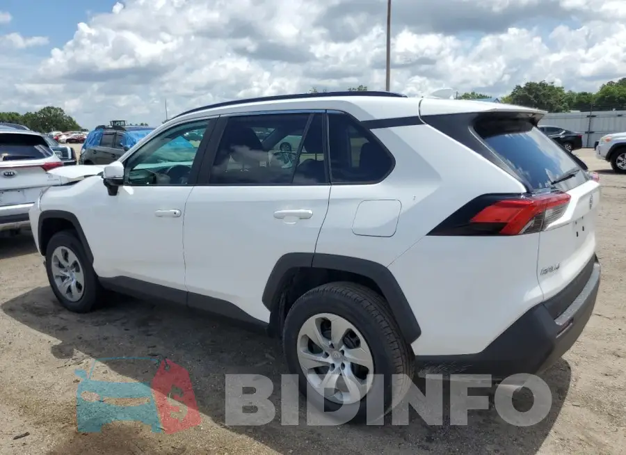 2T3K1RFV4MC104717 Photo# 2