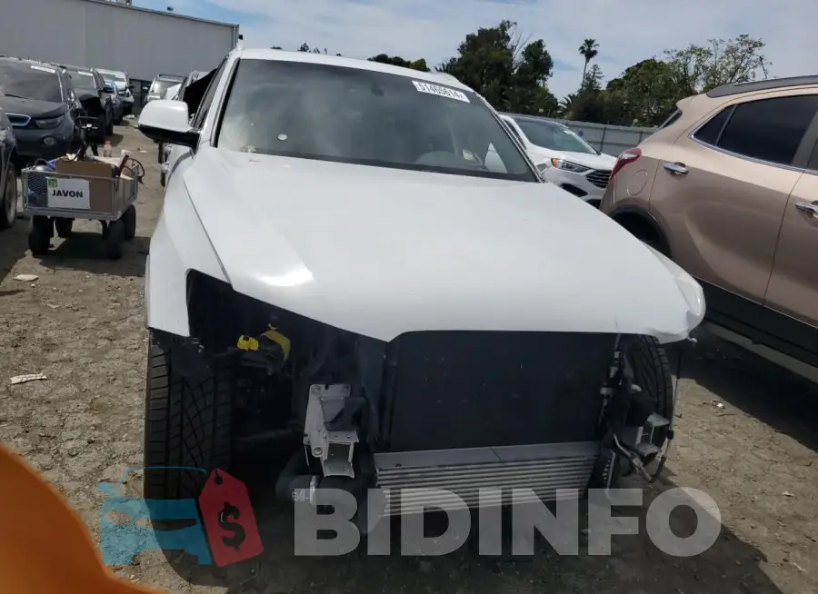 WA1CMBFP8FA107117 Photo# 5