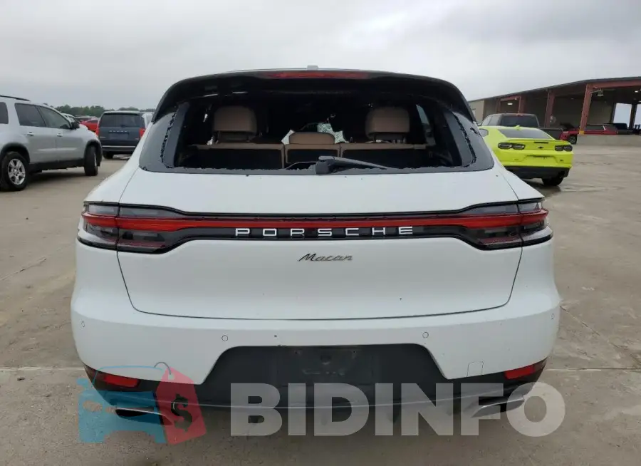 WP1AA2A56MLB14692 Photo# 6