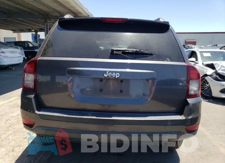 1C4NJCBA6GD518644 Photo# 6