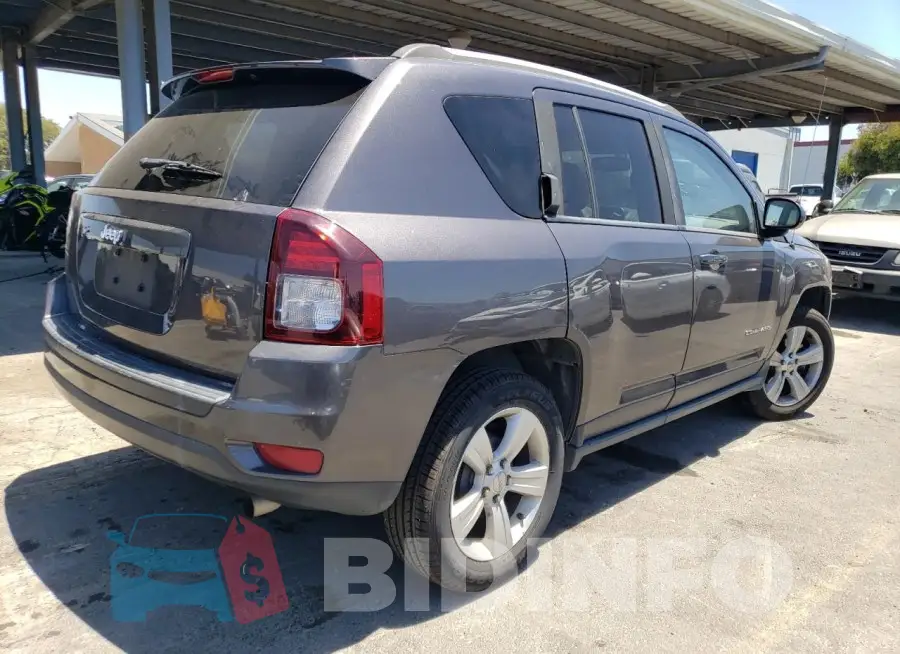 1C4NJCBA6GD518644 Photo# 3