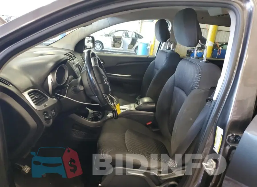 3C4PDCAB5GT246740 Photo# 7