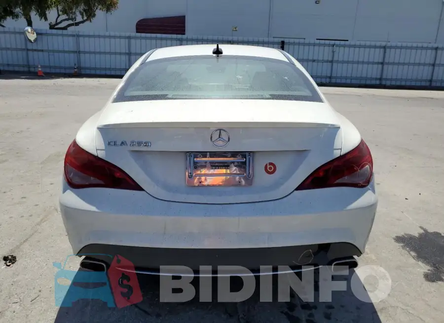 WDDSJ4EB0GN387918 Photo# 6