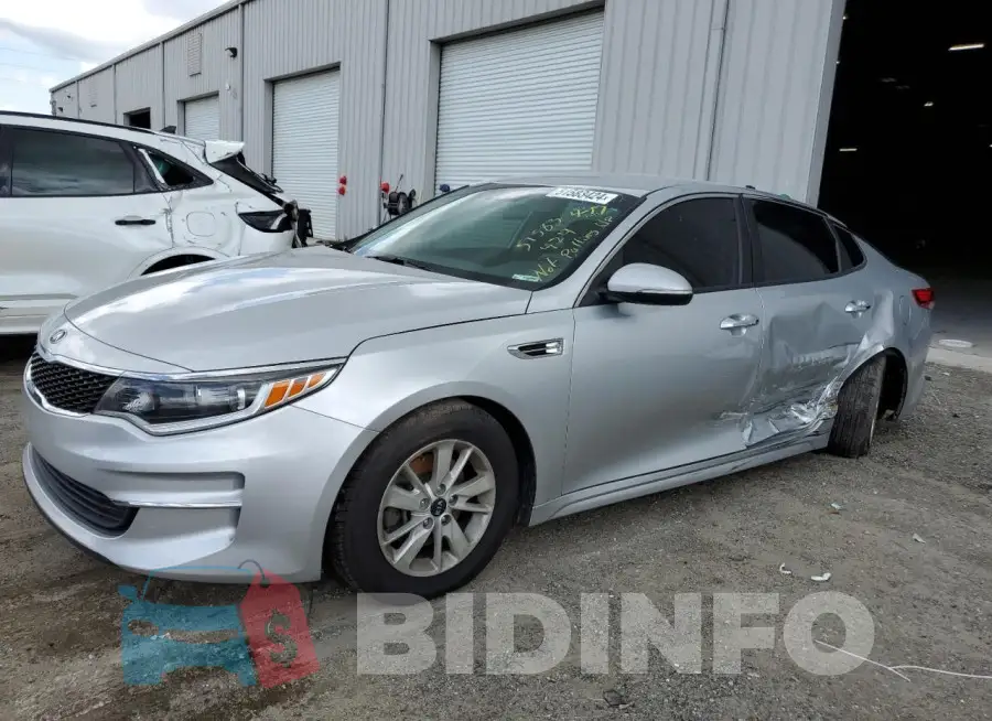 5XXGT4L34JG246486 Photo# 1