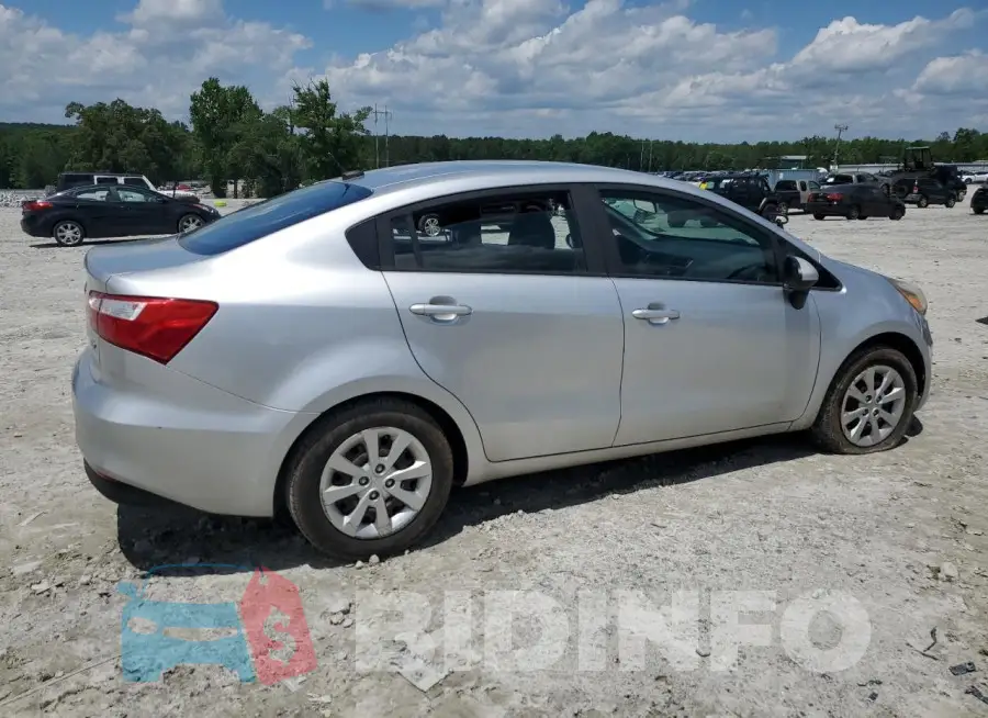 KNADM4A34G6680270 Photo# 3