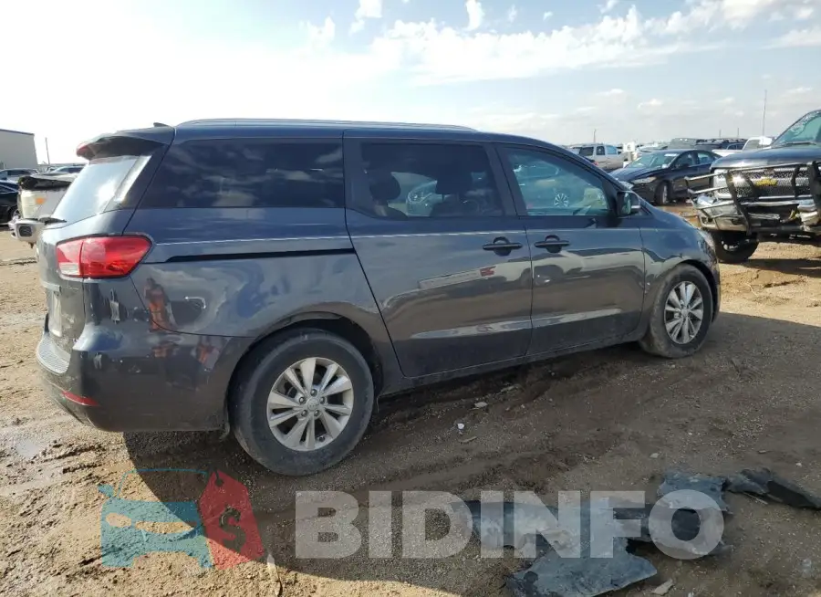 KNDMB5C17F6048856 Photo# 3