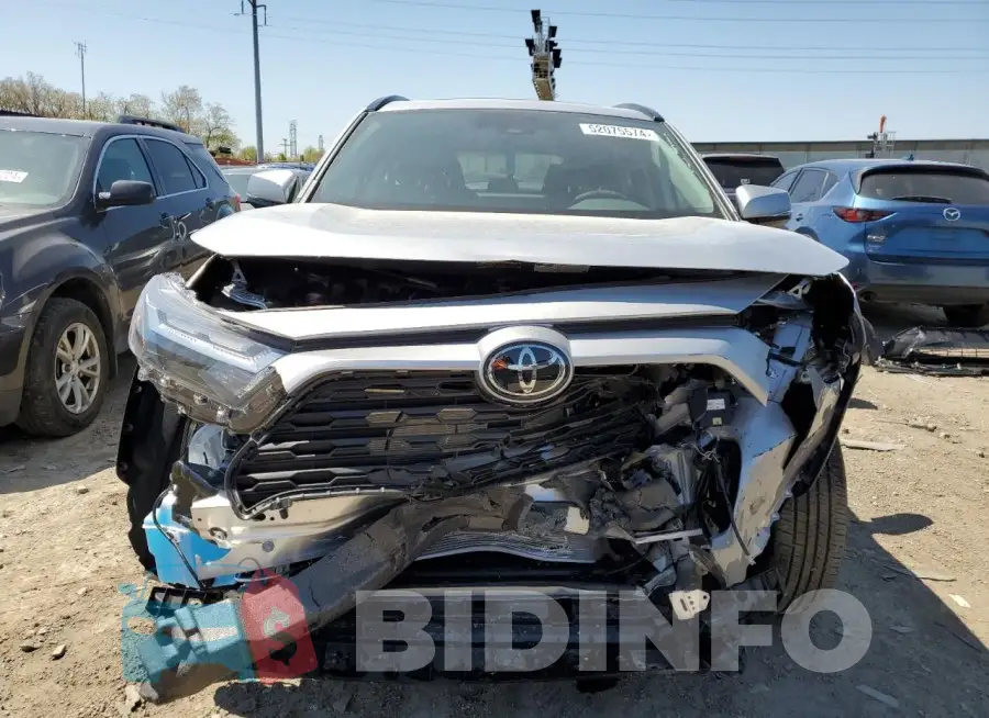 2T3P1RFV8RC439735 Photo# 5