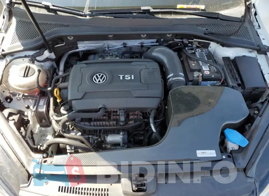 3VW5T7AUXHM028997 Photo# 11