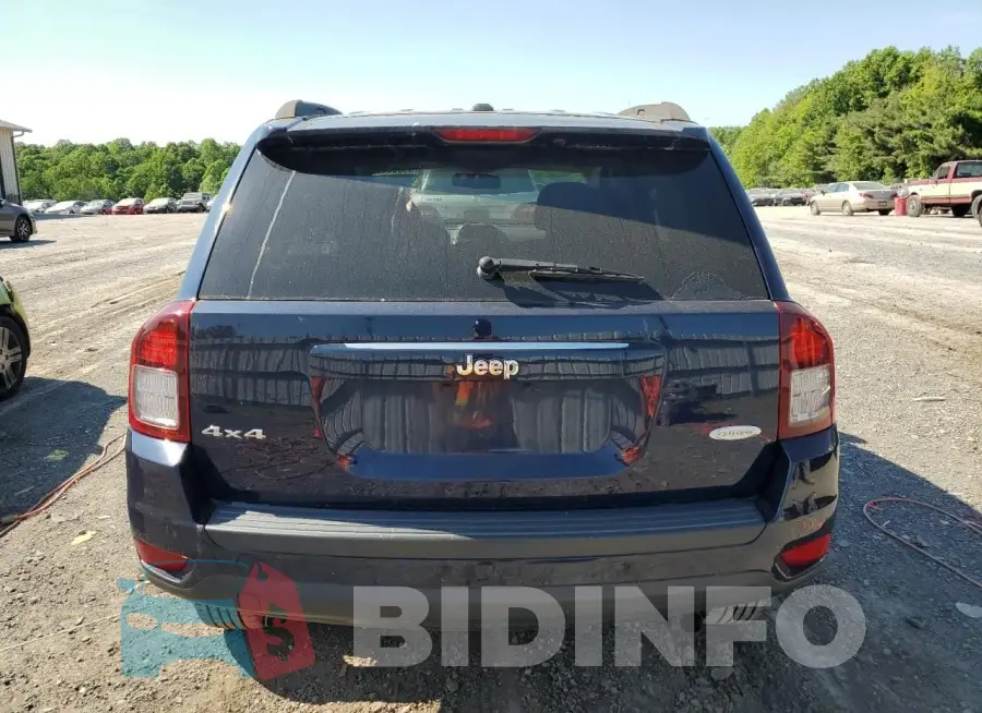 1C4NJDEB9GD637542 Photo# 6