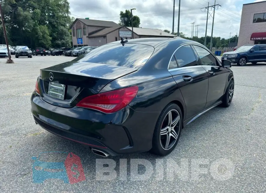 WDDSJ4EB0FN178015 Photo# 4