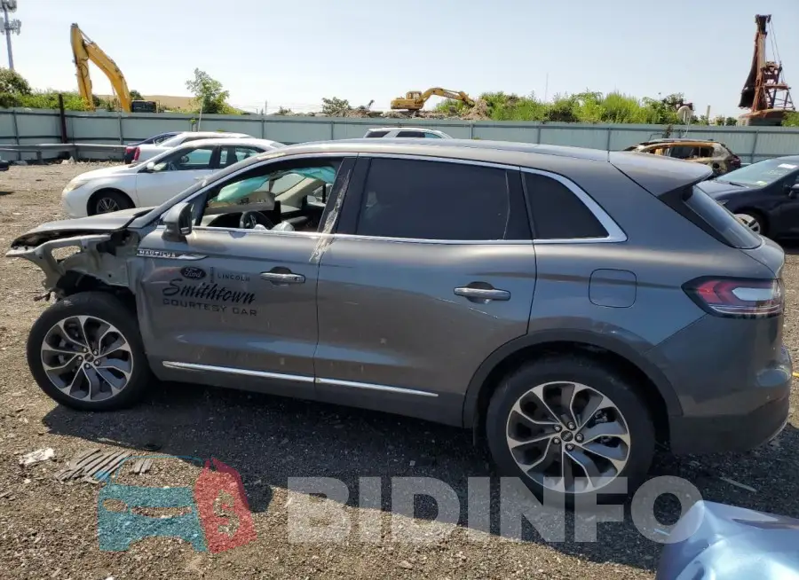 2LMPJ8K97NBL18595 Photo# 2
