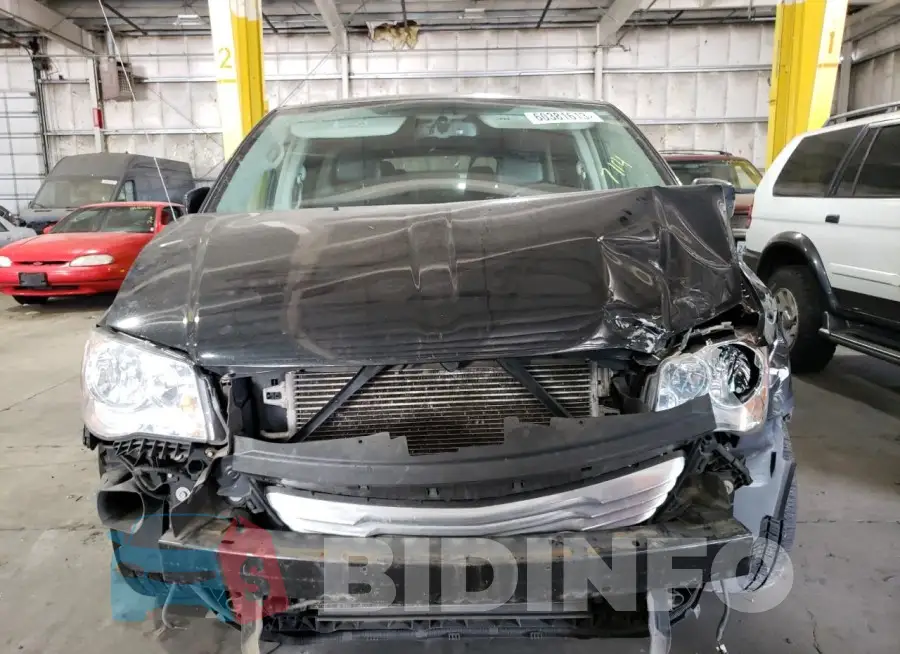 2C4RC1CGXFR697155 Photo# 5