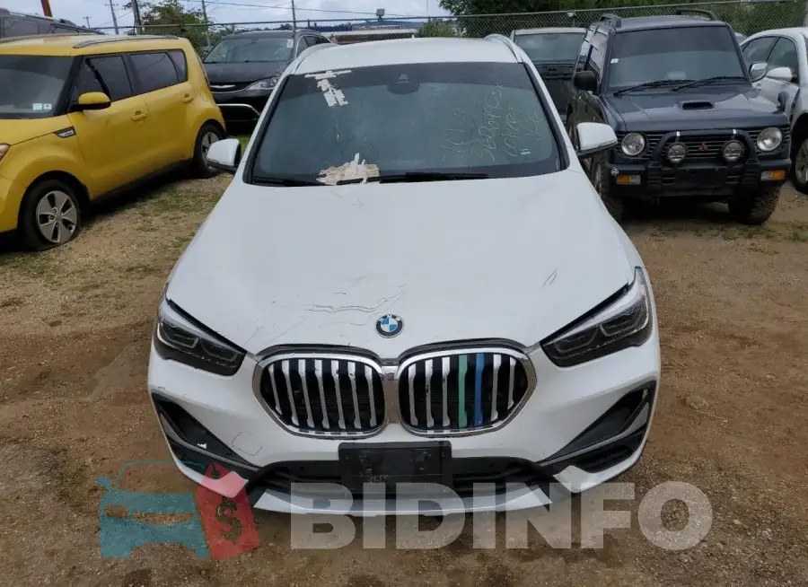WBXJG7C04M5S74978 Photo# 5