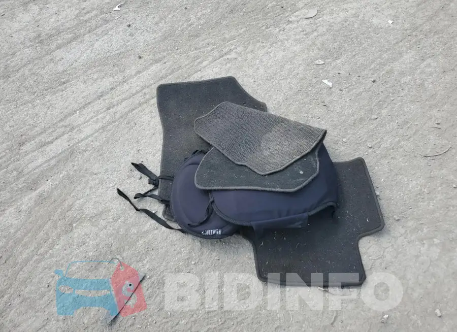 3G1BE6SM5HS601849 Photo# 12