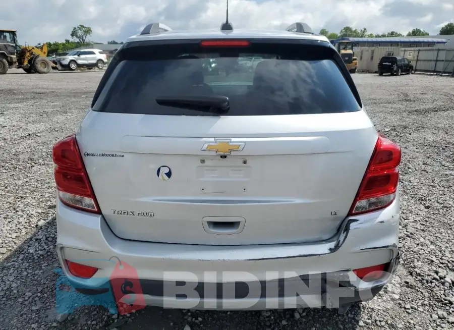 KL7CJPSB2JB671500 Photo# 6