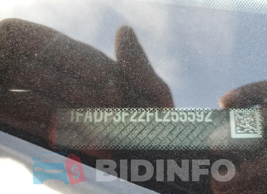 1FADP3F22FL255592 Photo# 12