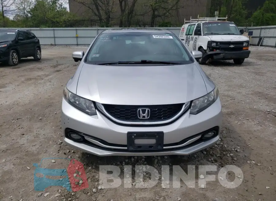 19XFB2F96FE240126 Photo# 5