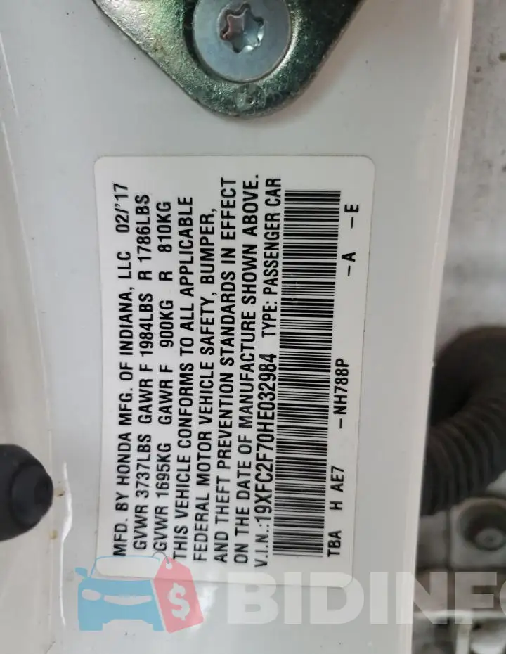 19XFC2F70HE032984 Photo# 13
